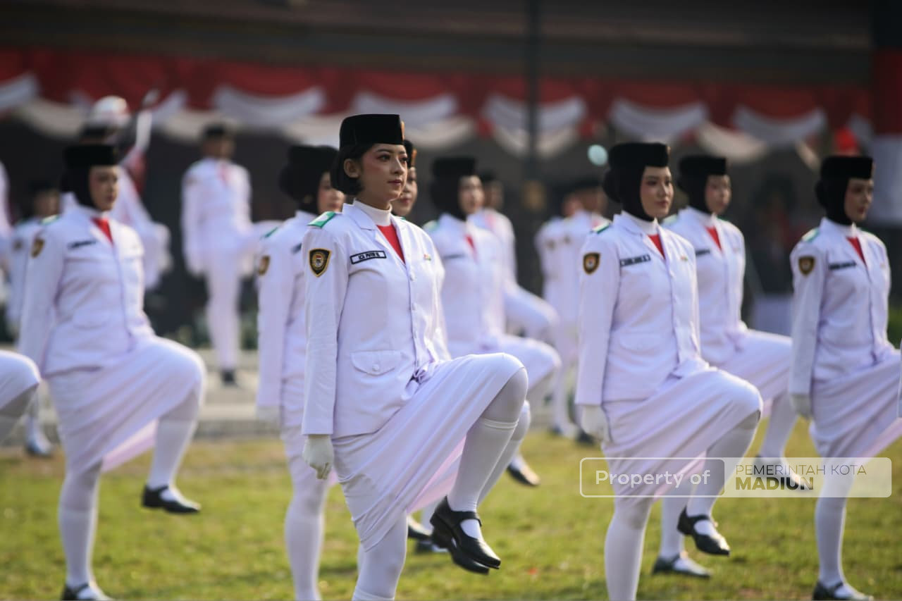 Upacara HUT Kemerdekaan Berlangsung Khidmat, Plt Wali Kota Ajak Masyarakat Berempati Untuk Korban Bencana
