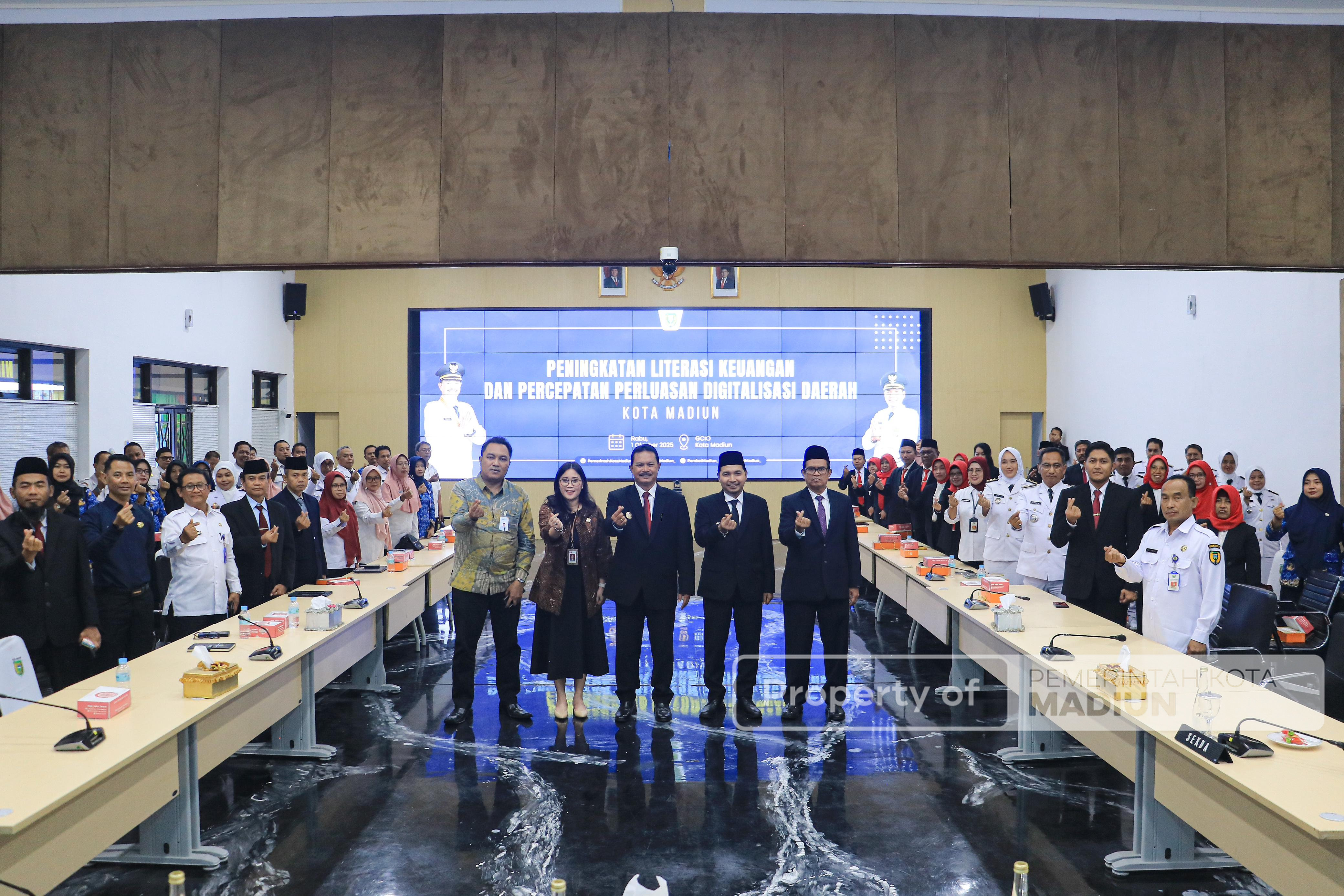 Perkuat Literasi Keuangan, Wali Kota Maidi Apresiasi Sinergi OJK dan Pemda