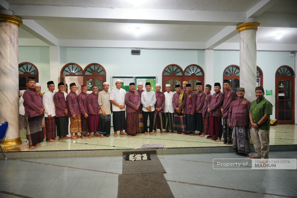 Safari Ramadan, Plt Wali Kota Madiun Kunjungi Masjid At-Taqwa
