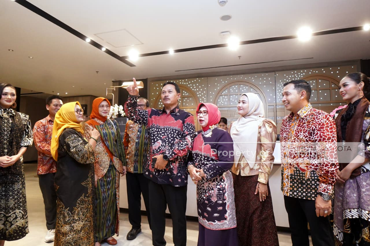 Wali Kota Maidi Hadiri Fashion Show, Apresiasi Desainer dan UMKM Lokal