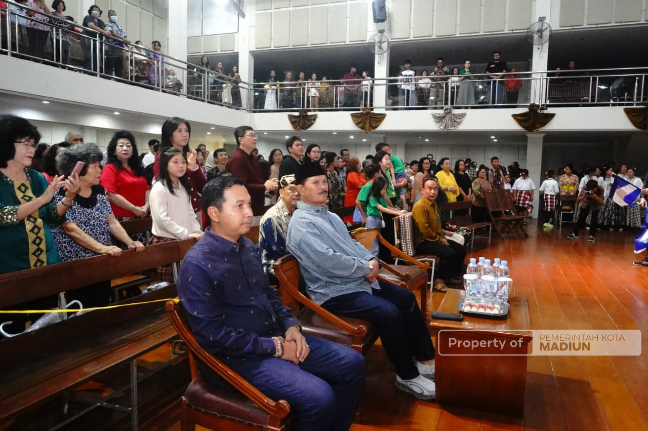 Pastikan Perayaan Natal Aman dan Damai, Wali Kota Madiun Tinjau Pelaksanaan Disejumlah Gereja