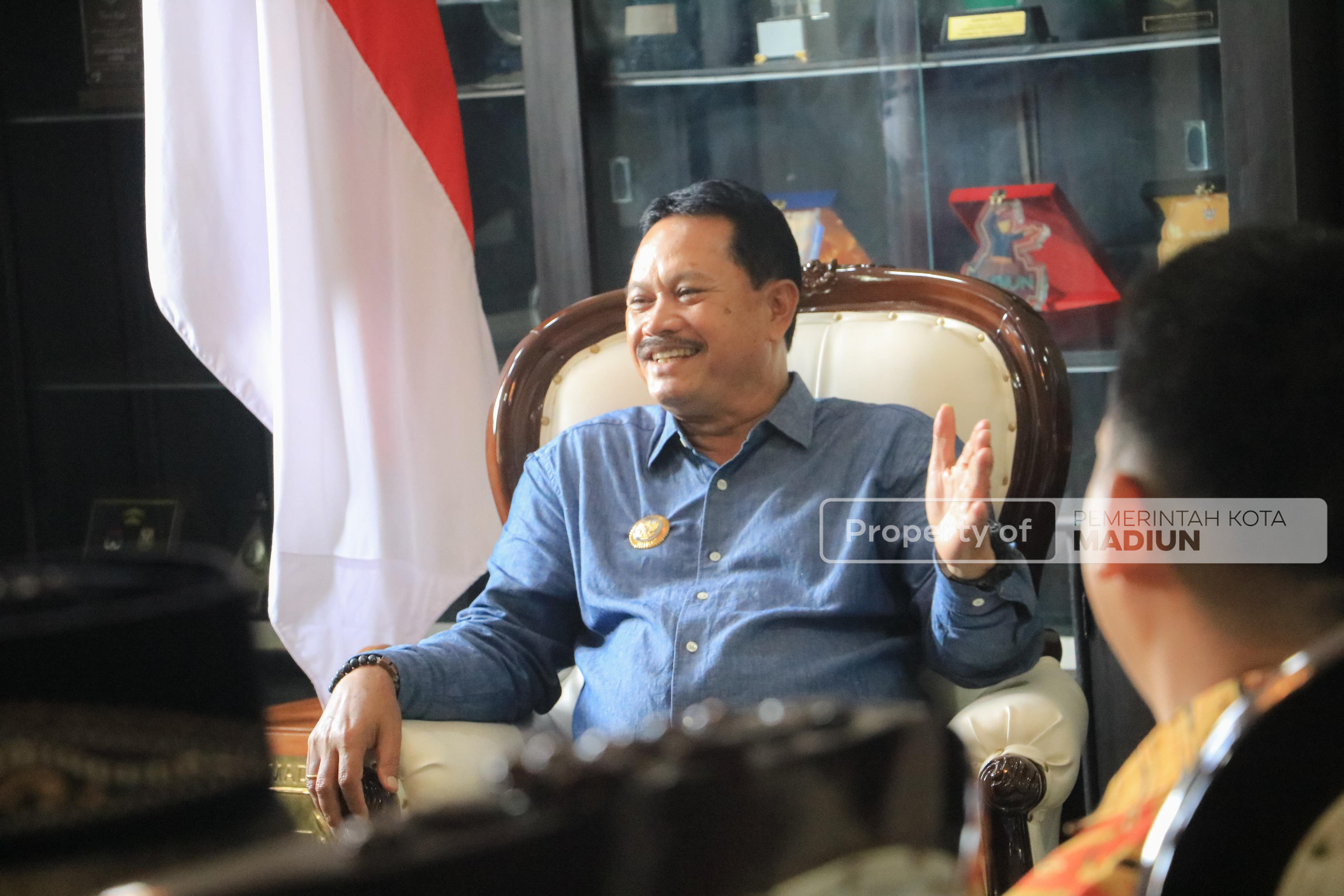 Terima Audiensi Pengurus Baru DPD PKS, Wali Kota Dorong Komitmen dan Karya Nyata untuk Warga