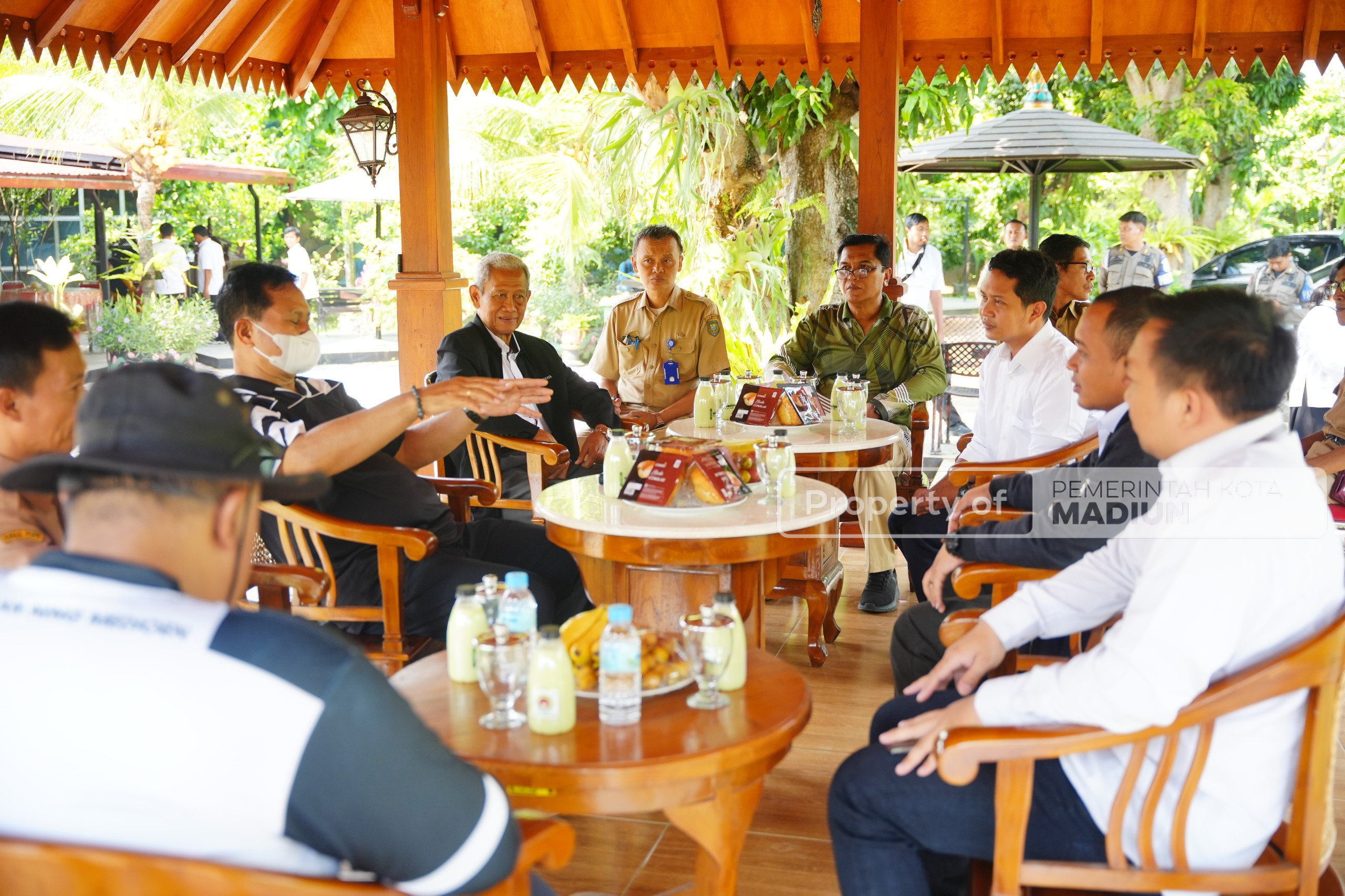 Terima Kunjungan Universitas PGRI Adi Buana Surabaya, Bahas Wacana Taman Satwa