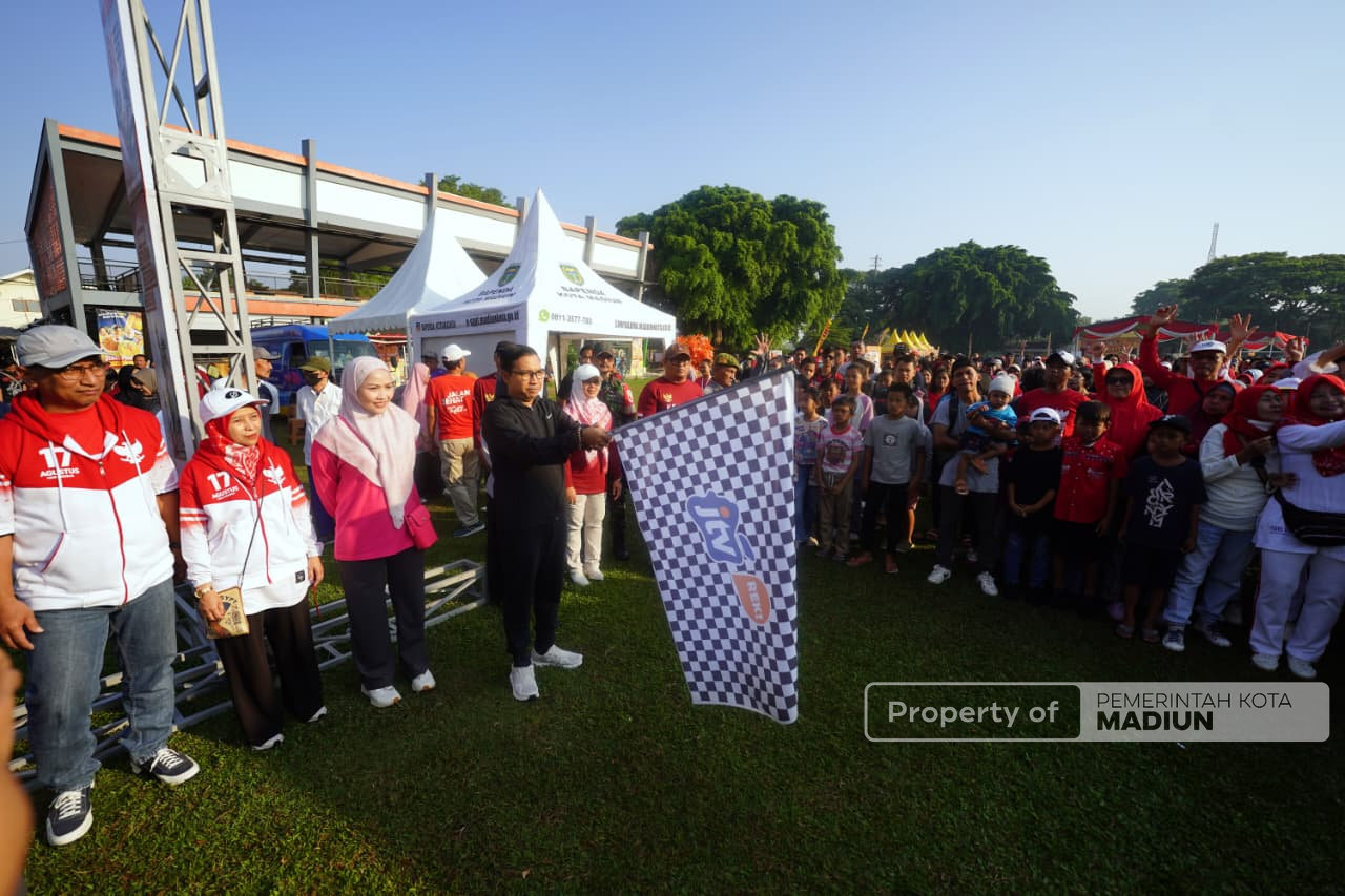 Plt Wali Kota Madiun Hadiri Blusukan Kampung Bangkit, Warga Gulun Antusias Ikuti Jalan Santai