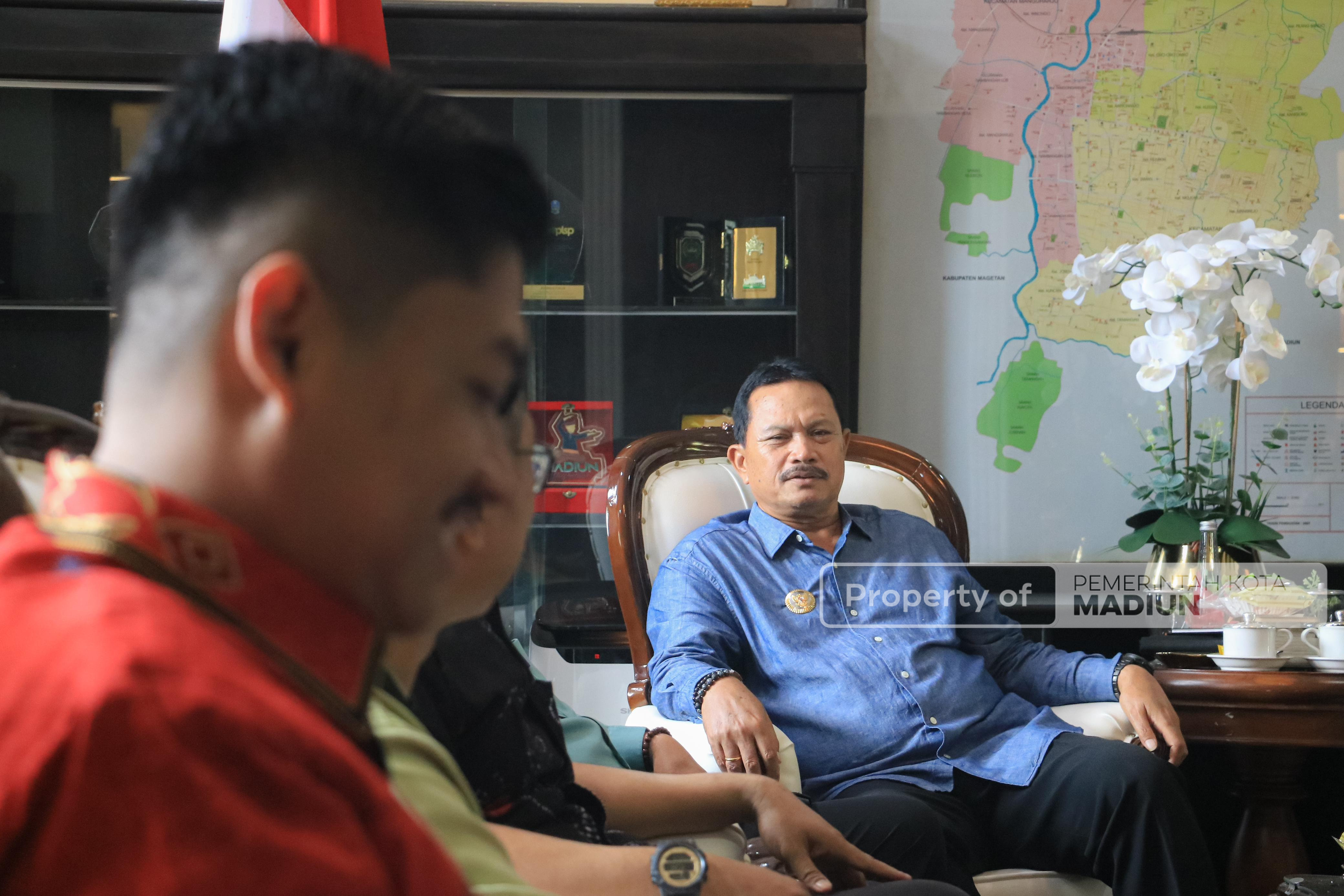 Terima Audiensi Pengurus Baru DPD PKS, Wali Kota Dorong Komitmen dan Karya Nyata untuk Warga