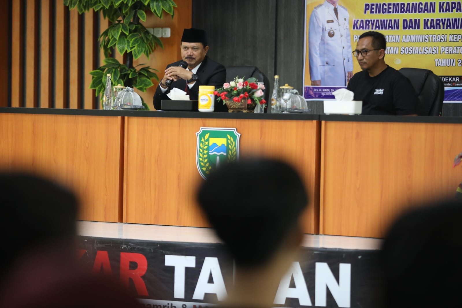 Beri Pembekalan Kapasitas SDM Kecamatan Taman, Wali Kota Pesan Tingkatkan Kerjasama Antar Teman