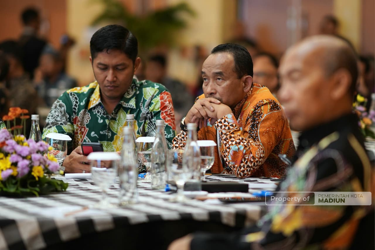 Bahas Isu Strategis Daerah di Raker Komwil IV APEKSI Ke-21, Plt Wali Kota Madiun Dorong Penguatan Sinergi Pusat dan Daerah