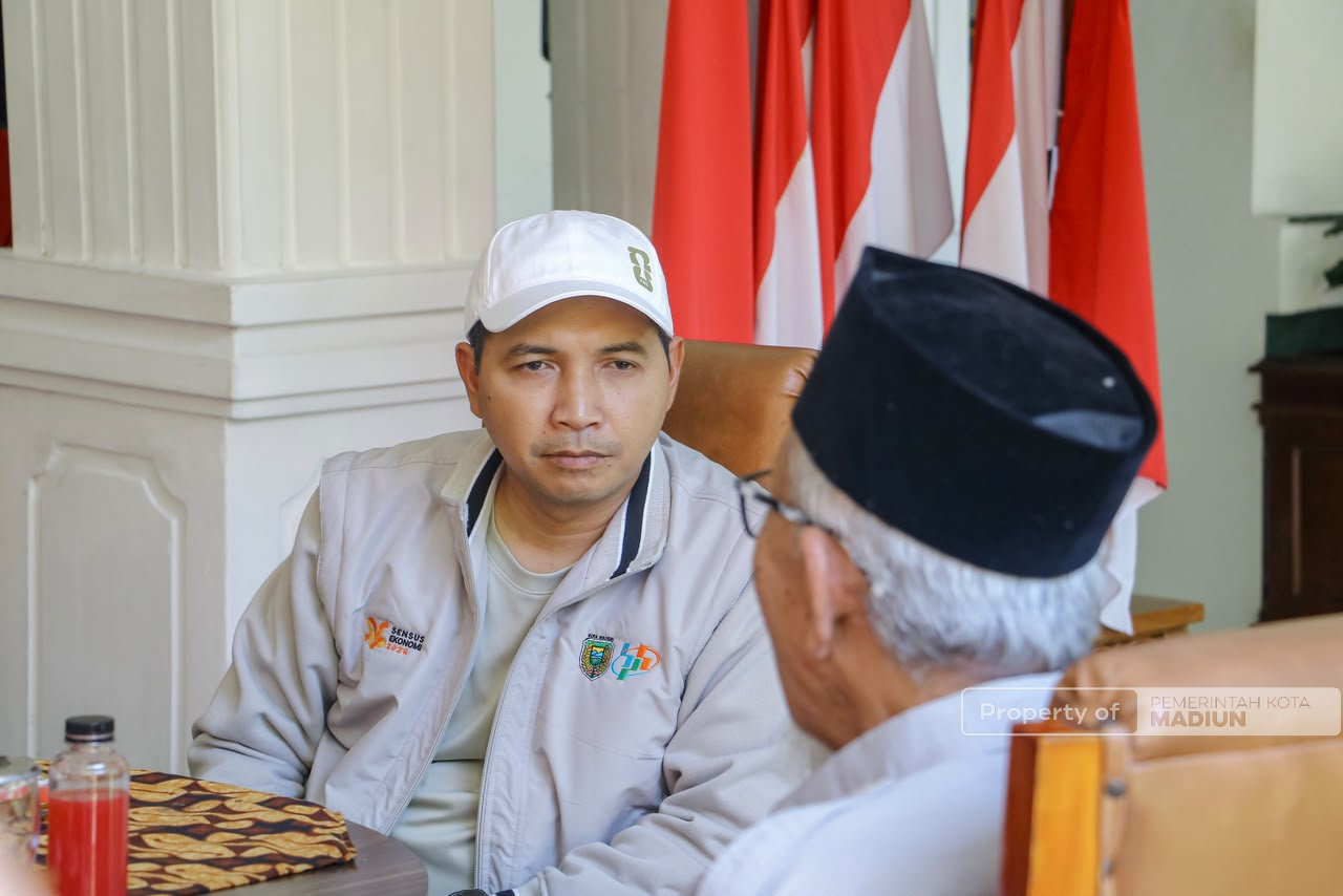 Turut Ramaikan Hari Jadi, Basnaz Kota Madiun Gelar Madiun Berbagi, Voucher Alat Sekolah, hingga Bantuan Dhuafa Berprestasi