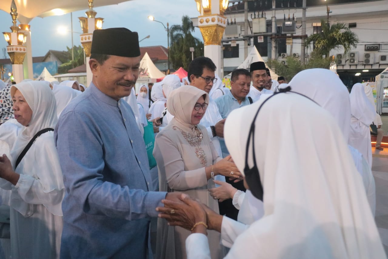 Halal Bihalal dengan Pedagang PRC, Wali Kota Sampaikan Rencana Penyempurnaan Kawasan