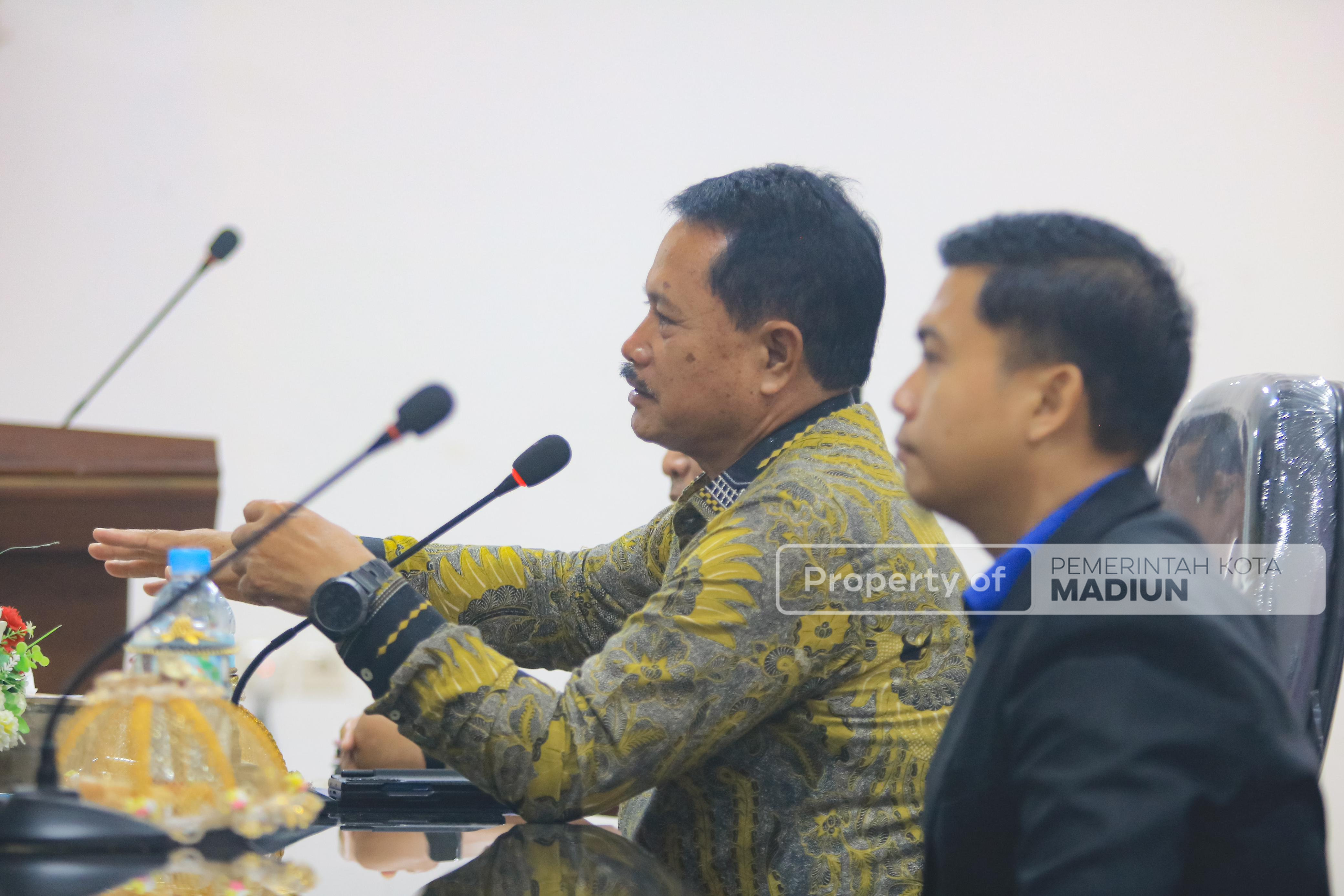 Beri Pembinaan PSM, Wali Kota Tekankan Peningkatan Layanan Sosial