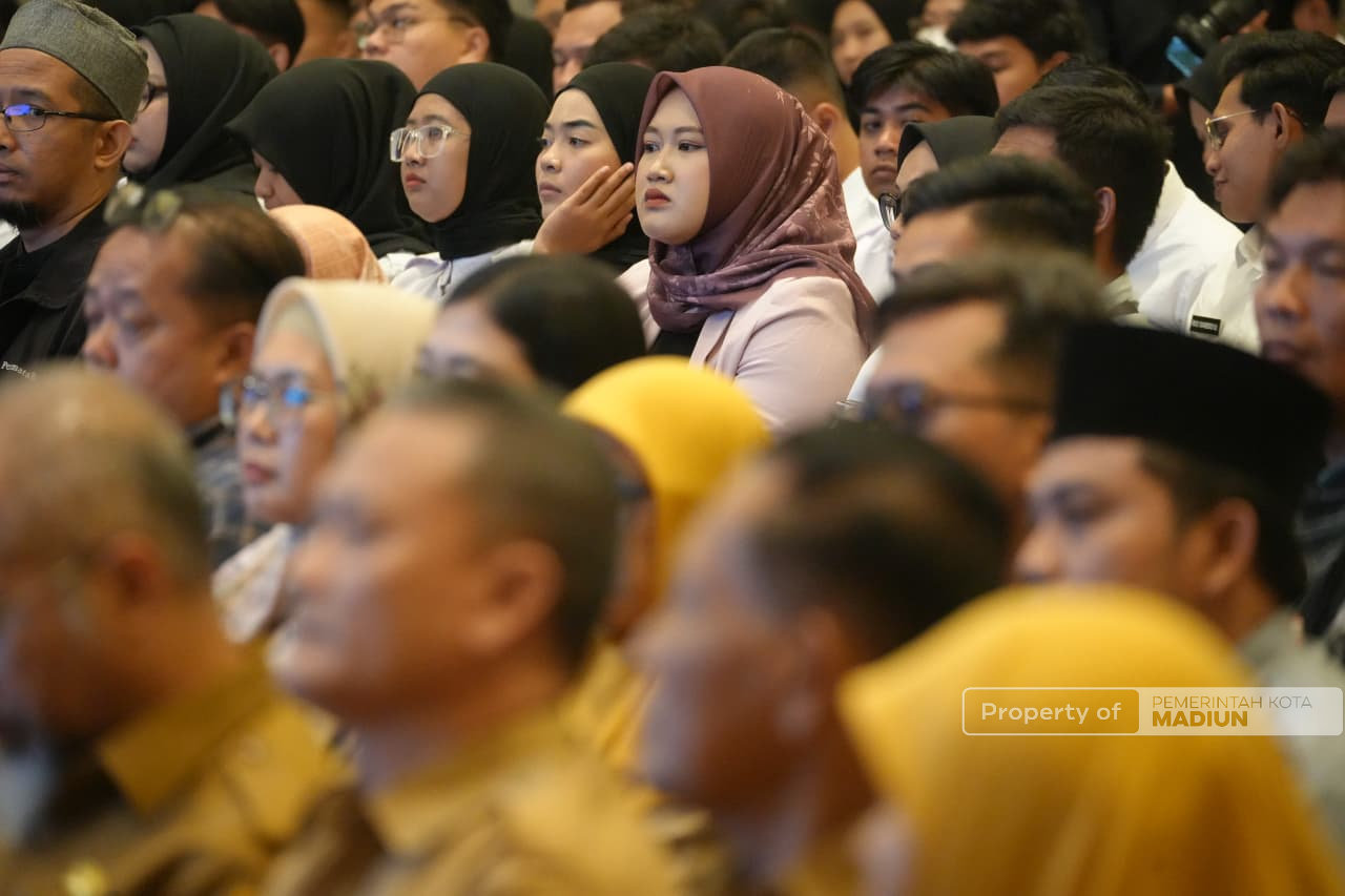 Hadiri Sosialisasi dan Penguatan Tata Kelola MBG, Plt Wali Kota Madiun Tegaskan Komitmen pelaksanaan Program MBG demi Generasi Emas 2045