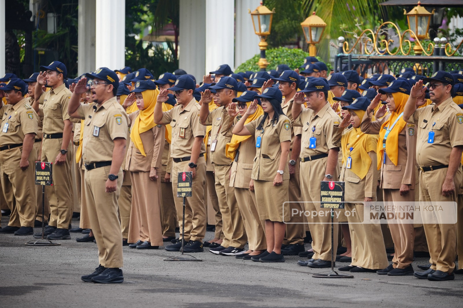 Pimpin Apel Pejabat Pemkot, Wali Kota Harap Panca Prasetya Diamalkan dalam Kinerja Sehari-Hari