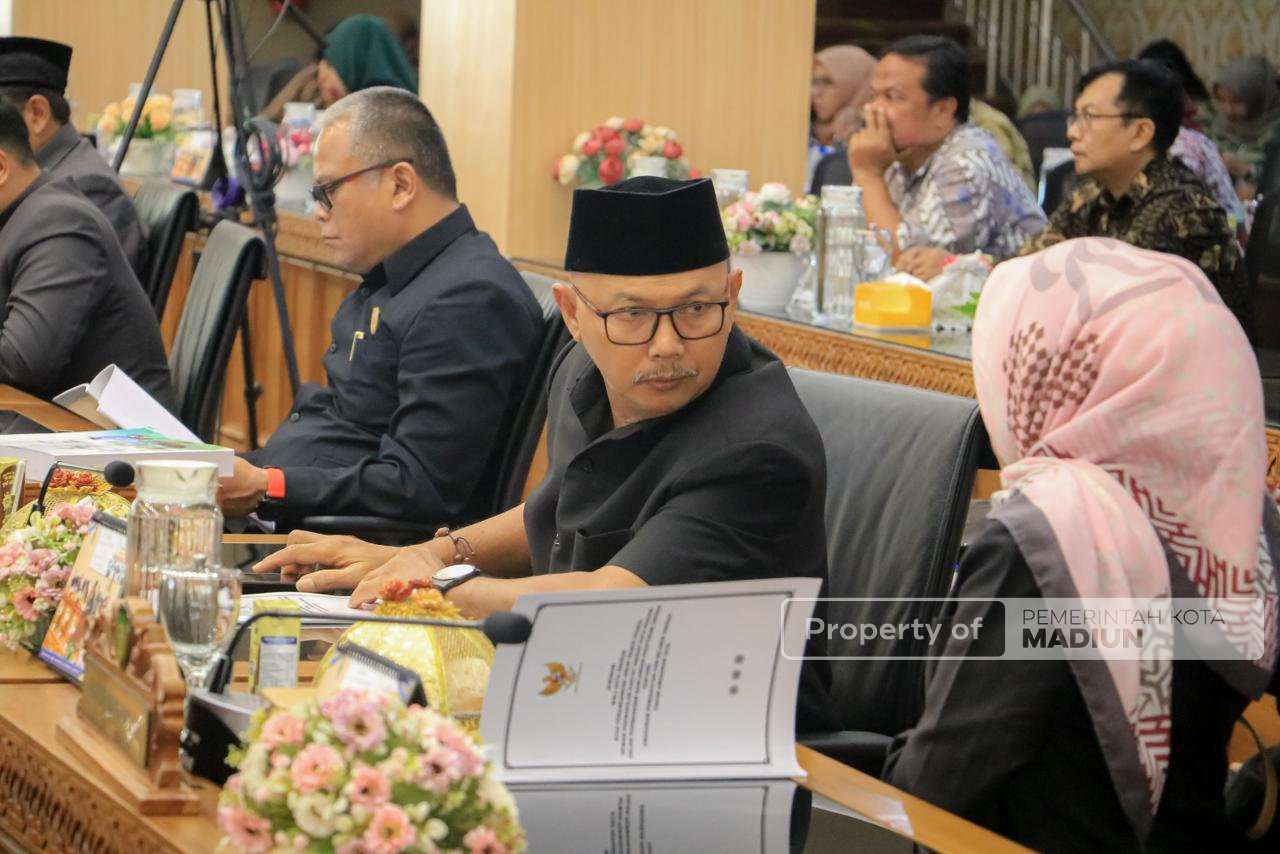 Pembahasan Raperda APBD 2026, Wali Kota Madiun Jawab PU Fraksi DPRD
