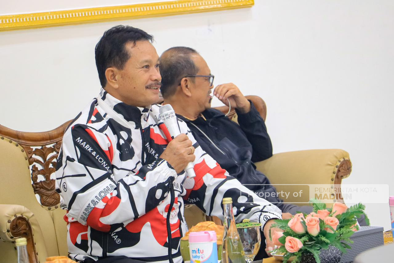 Evaluasi Capaian Kinerja Dispendukcapil, Wali Kota Madiun Tekankan Pentingnya Pelayanan Publik