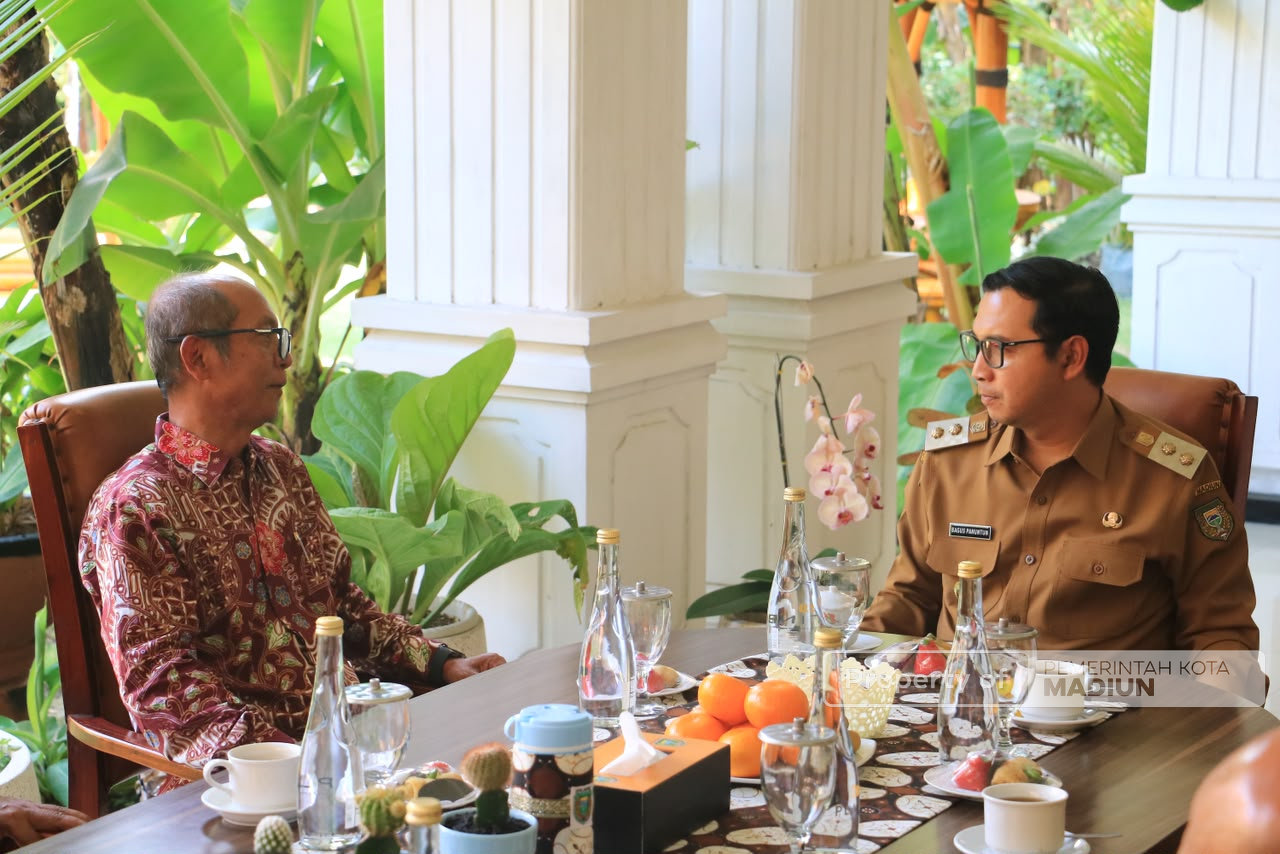Perkuat Pembangunan dari Bawah, Plt Wali Kota Dorong Akademisi Turun ke Kelurahan