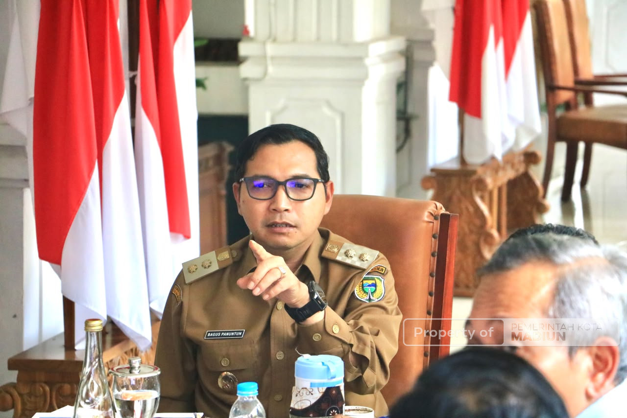 Dorong Perumda Tirta Taman Sari Lebih Profesional, Plt Wali Kota Tekankan Fokus pada Pelayanan
