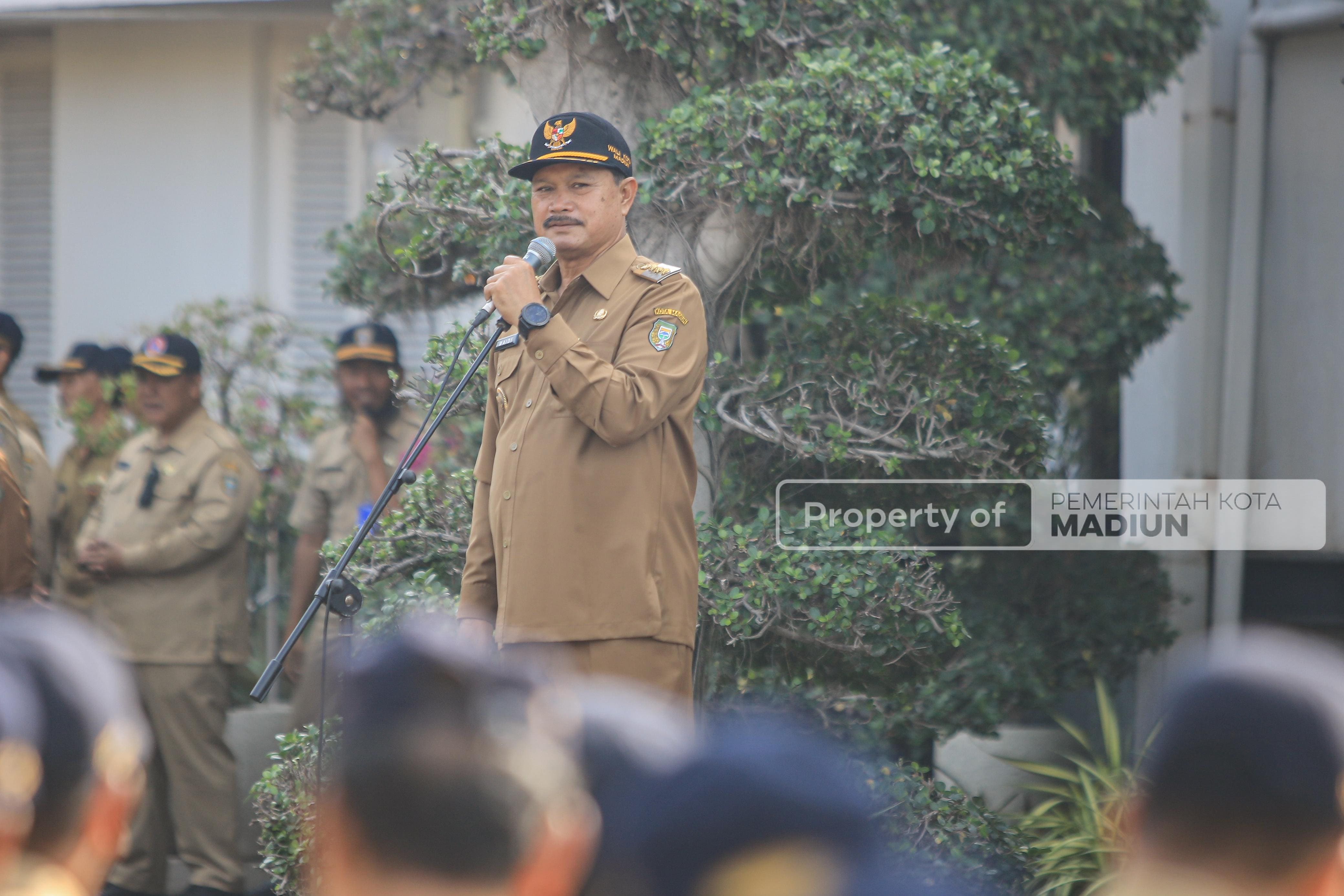 Pimpin Apel, Wali Kota Madiun Tegaskan Disiplin ASN