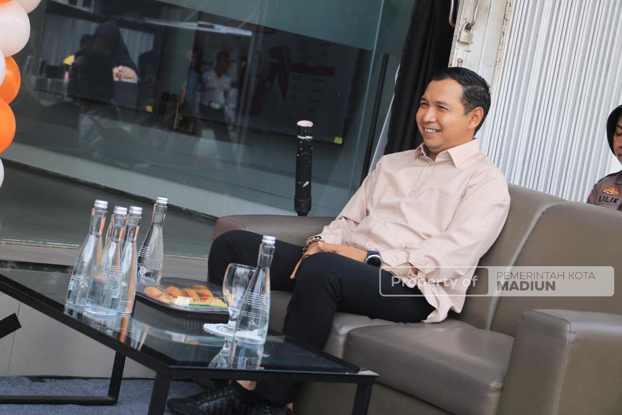 Dukung Inovasi dan Teknologi, Wakil Wali Kota Resmikan Xiaomi Store Kota Madiun