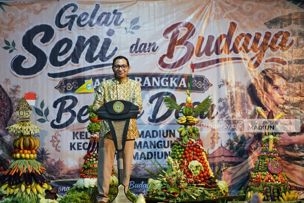 Hadiri Puncak Bersih Desa Madiun Lor, Plt Wali Kota Apresiasi Kreativitas Warga