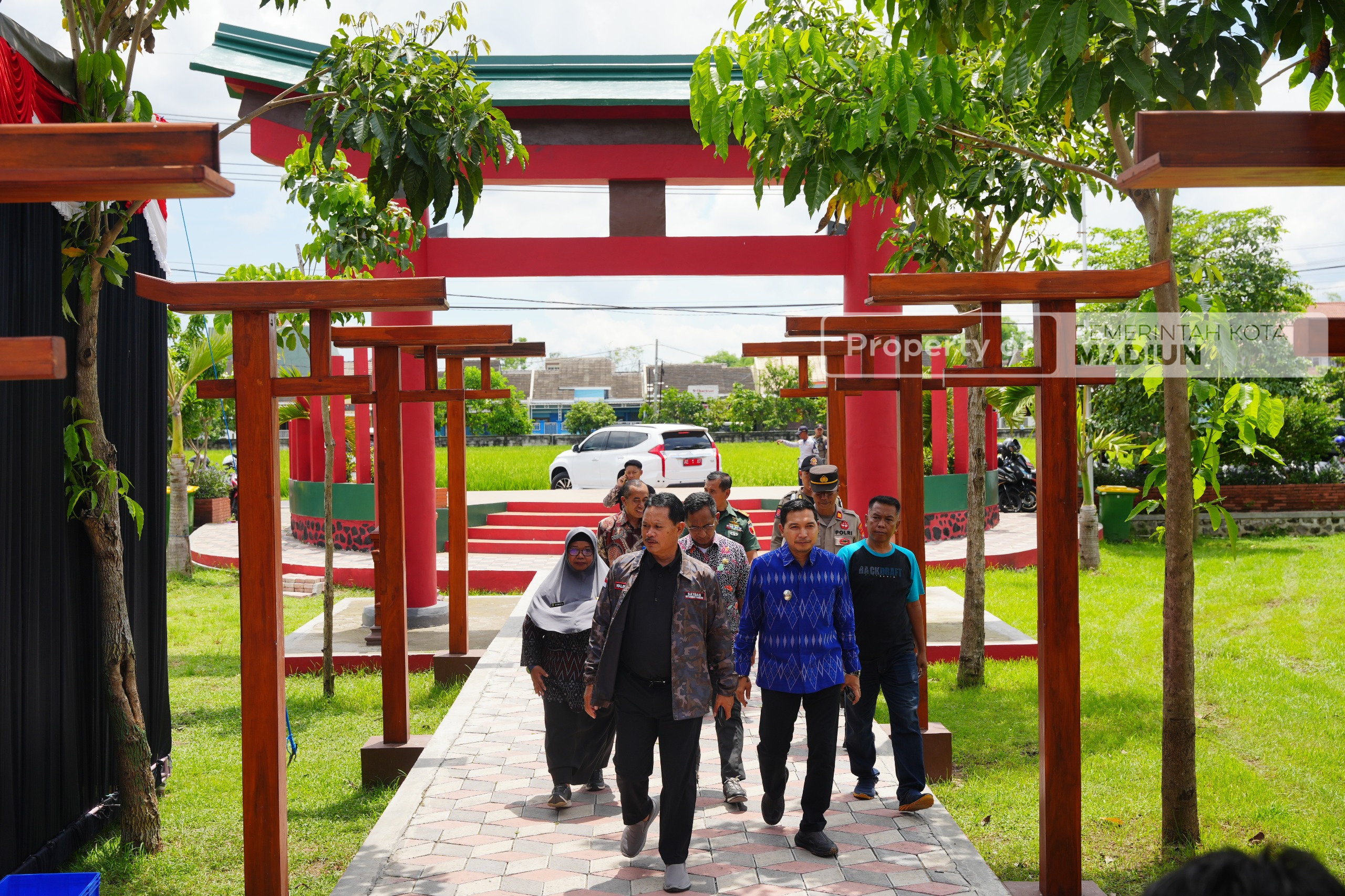 Wali Kota Madiun Resmikan Kampung Kendali PTM, Dorong Masyarakat Hidup Sehat dan Mandiri