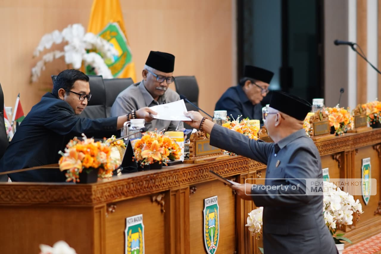 Delapan Fraksi DPRD Setujui Raperda Perubahan APBD 2026, Plt Wali Kota Pastikan Catatan Jadi Perhatian
