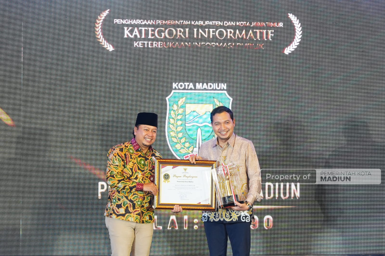 Komitmen Keterbukaan Diapresiasi, Kota Madiun Raih Predikat Informatif pada KI Awards 2025