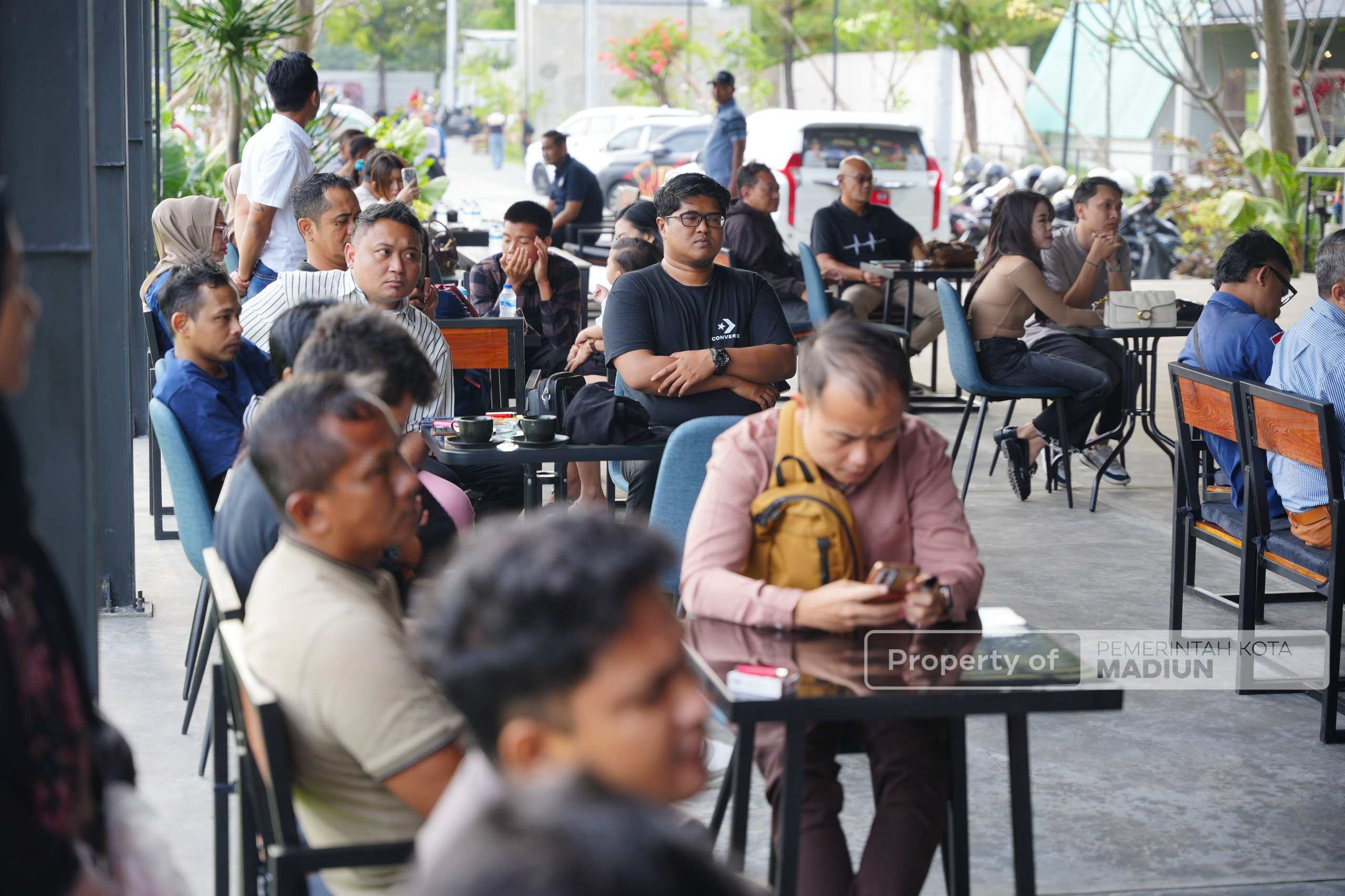 Wakil Wali Kota Madiun Resmikan Thanos Resto & Cafe