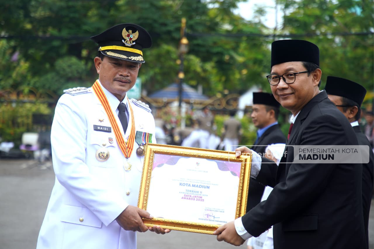 Pimpin Apel Hari Pahlawan, Wali Kota Harap Semangat Pejuang Terus Hidup di Kota Madiun