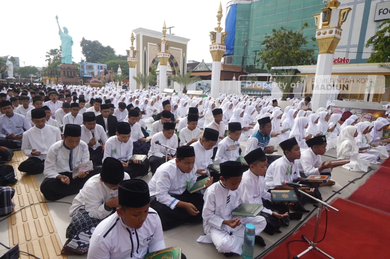 Haflah Khatmil Quran, Wali Kota Harap Lahir Generasi Cerdas dan Berakhlak Qurani